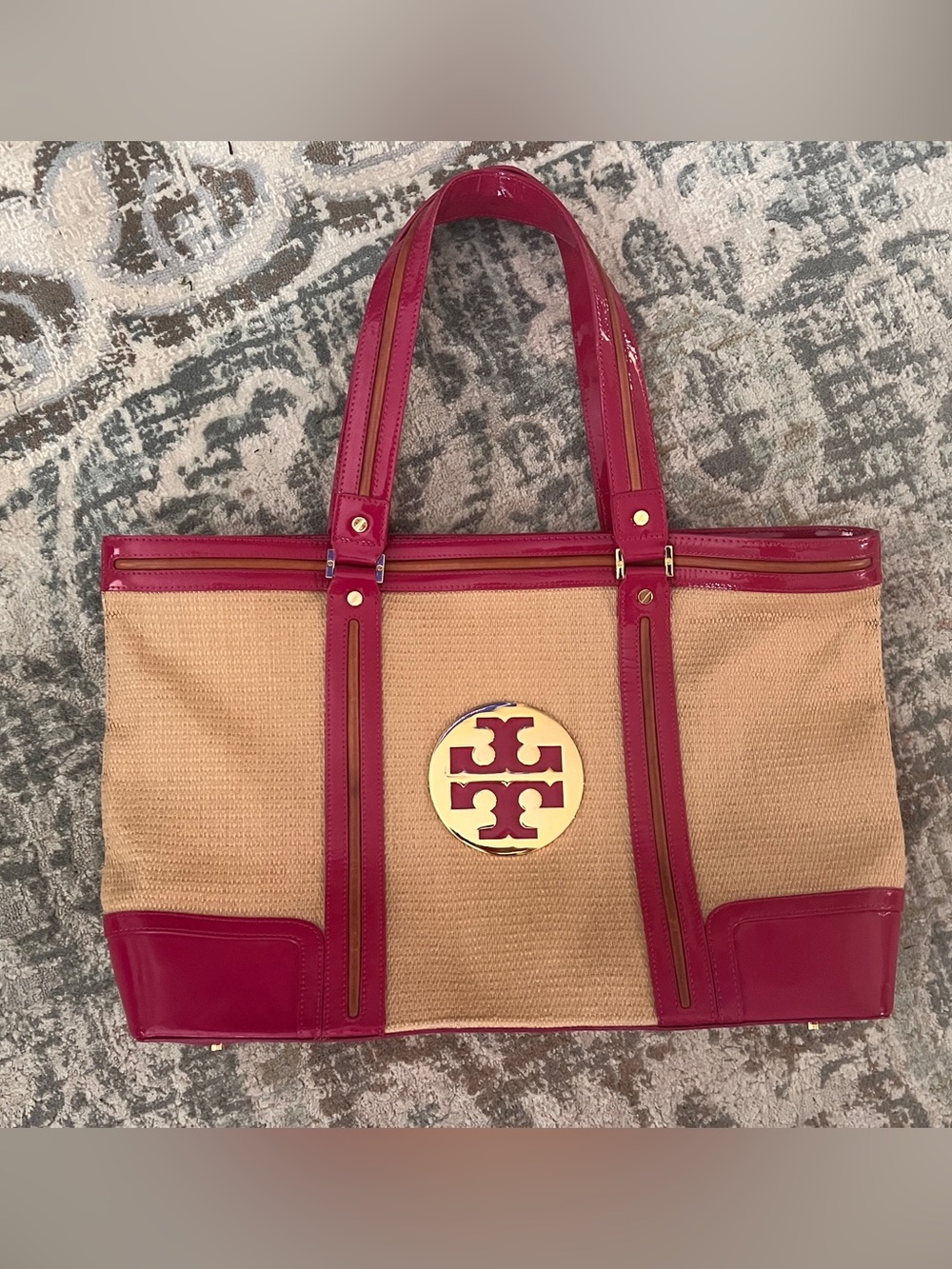 Tory Burch Straw Tote with Fuchsia Patent Trim and Gold Logo - Picture 6 of 12